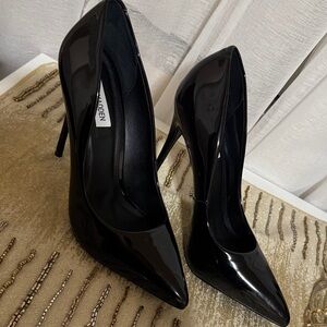 Steve Madden Glossy Black Heels